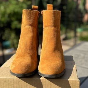 Nordstrom Rack Brown Boots Women’s Size 7.5